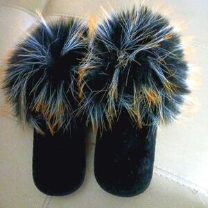 FLUFFY Negligee Slippers Sz 6-7 NEW!